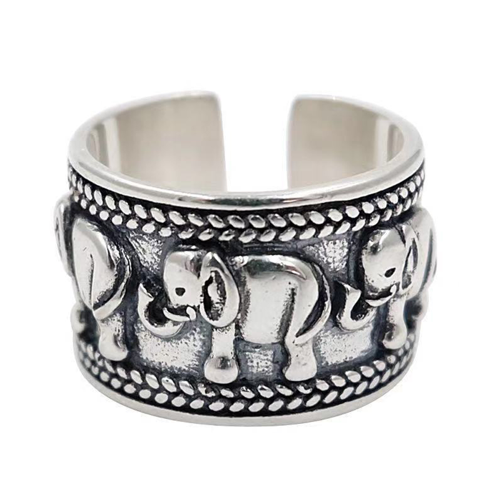 Ethnic Fashion Pakistan - Anello con motivo a elefante argentato
