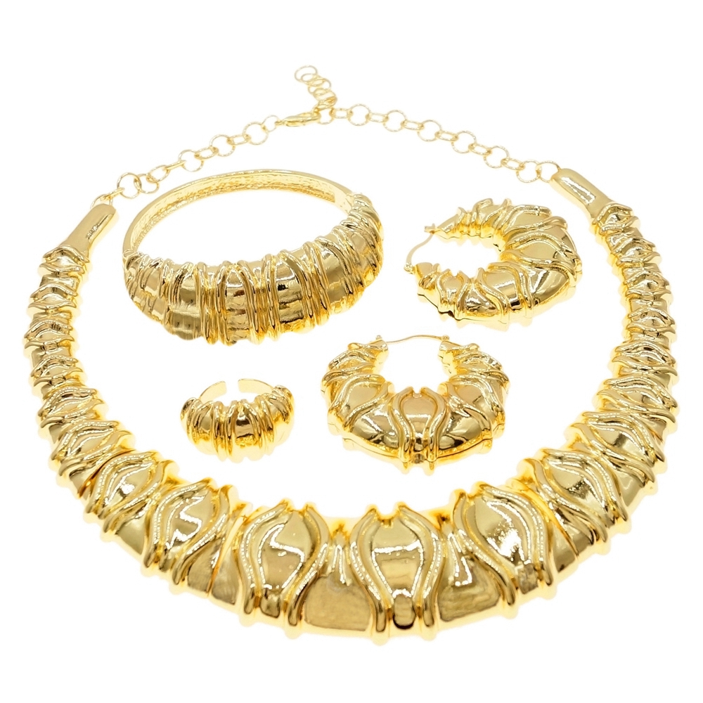 Latest Ethnic Fashion For Women - Ultima moda Dubai Collana placcata in