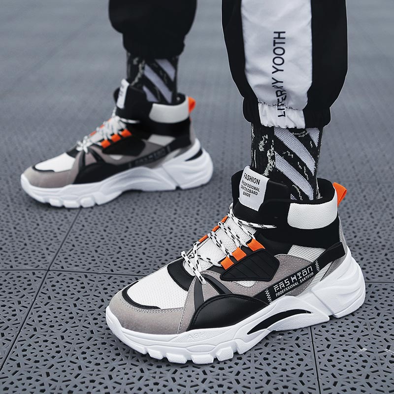 Hightop di trasporto degli uom - Ethnic Fashion Show recensione e prezzo
