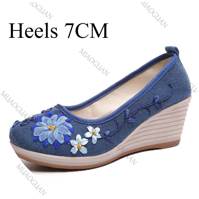 Scarpe con Zeppa Ricamate da D - Ethnic Fashion In recensione e prezzo