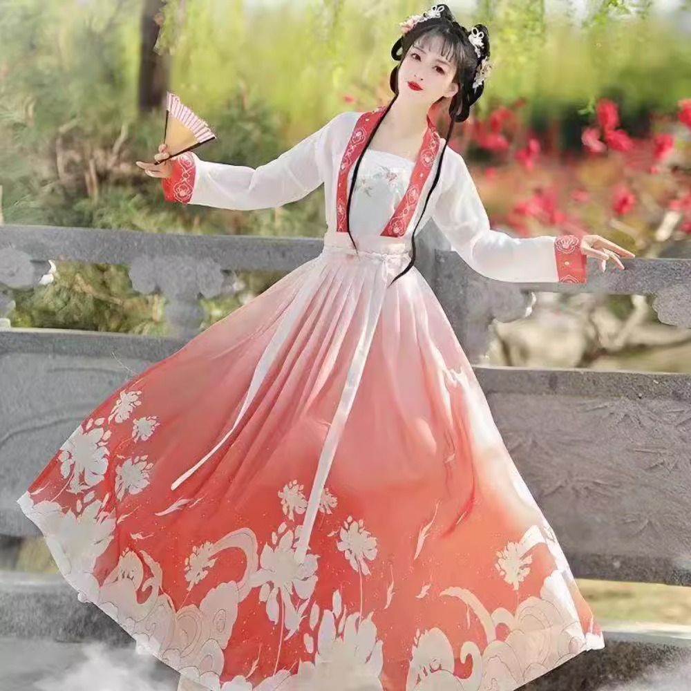 Abiti di moda in stile etnico  - Ethnic Dress Fashion Show recensione e prezzo